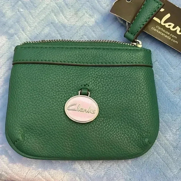 Clarks Handbags - 🆕 Clark's Midori Green Wallet